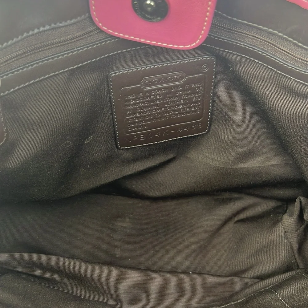 Coach Pink and Cream Tote Bag #B04K – 4468 - Picture 9 of 10